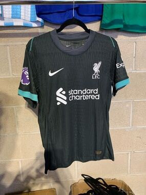 Liverpoool 24/25 Jersey